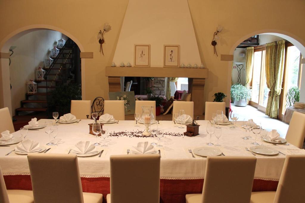 Hotel Calvi-Ristorante Mainor Vittorio Veneto Exterior foto